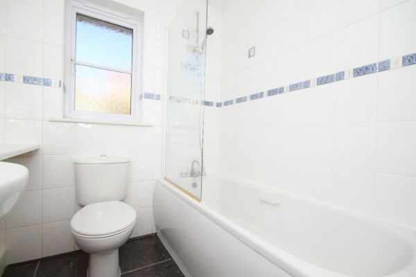 Shower Window Replacement in Midlothian